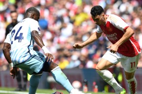 包含Uzi连续七场比赛得分超过关键助攻，阿森纳挑战极限！的词条