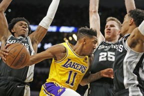 穆雷关键节点精彩发挥，RNG带队取胜！的简单介绍