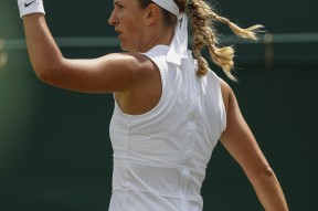 包含阿扎伦卡迎来十二赛季高光表现，切尔西球迷沸腾！的词条